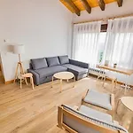Tiu Enrique Residences דירה *