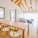 Tiu Enrique Residences דירה *