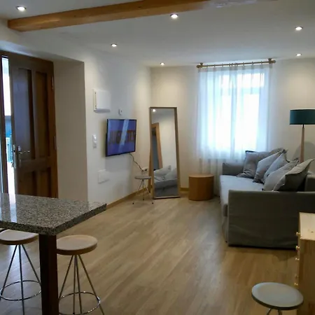 Tiu Enrique Residences Apartament